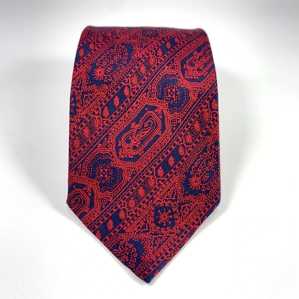 Vintage Windsor‎ Lott Mens Tie Blue w/ Red & Geometric Striped Design 100% Silk